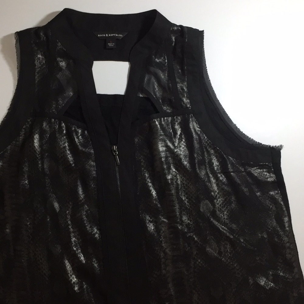 Rock & Republic Shirt✨ Size L